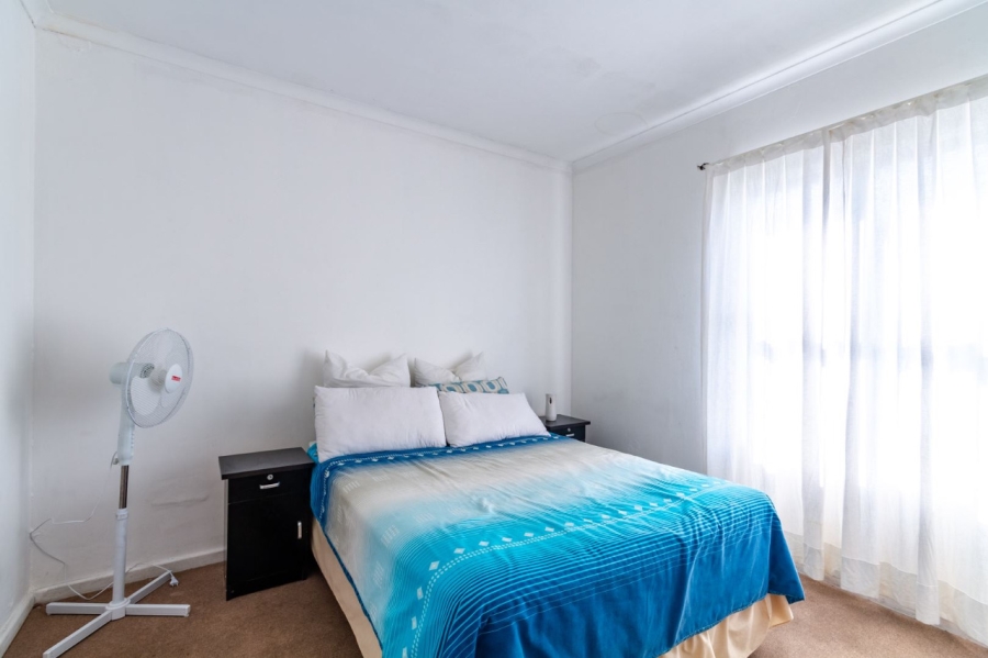 2 Bedroom Property for Sale in Parklands Western Cape